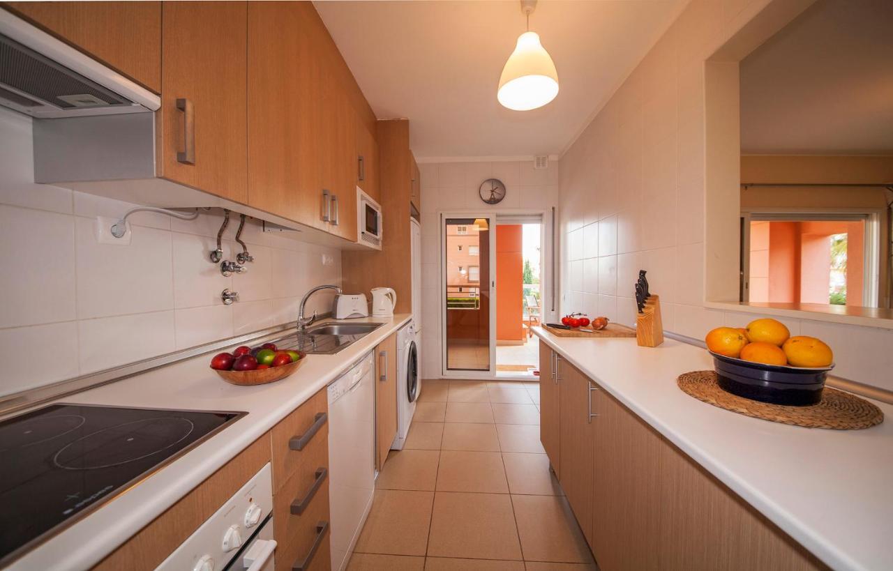B02 - Fantastic Apartment With Pool ปอร์ติเมา ภายนอก รูปภาพ